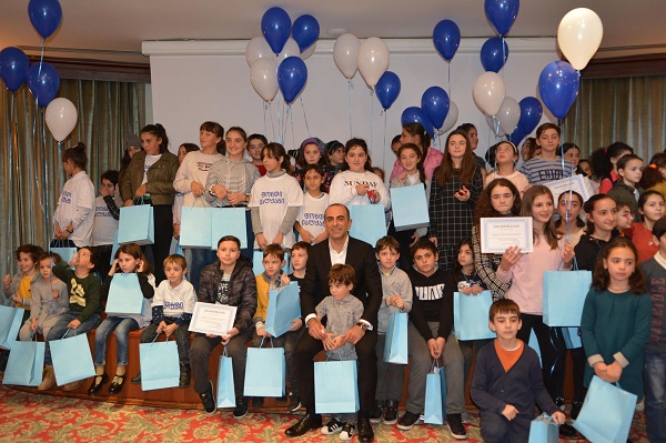 ბათუმის ბულვარმა მსოფლიო ბავშვთა დღე აღნიშნა