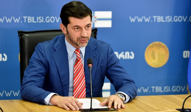 ეტაპობრივად მიმდინარეობს ტაქსების სტანდარტიზების პროცესი - კახა კალაძე