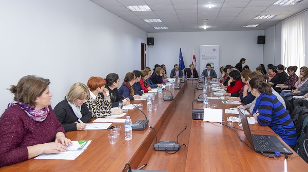 "სკოლამდელი გარემოსდაცვითი განათლების" სახელმძღვანელოს დასანერგად მარნეულში ტრენინგი გაიმართა