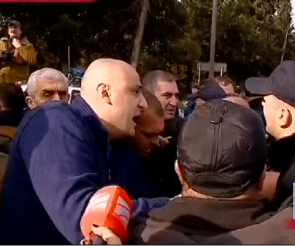 ნიკა მელიასა და თეიმურაზ კუპატაძეს შორის დაპირისპირება მოხდა