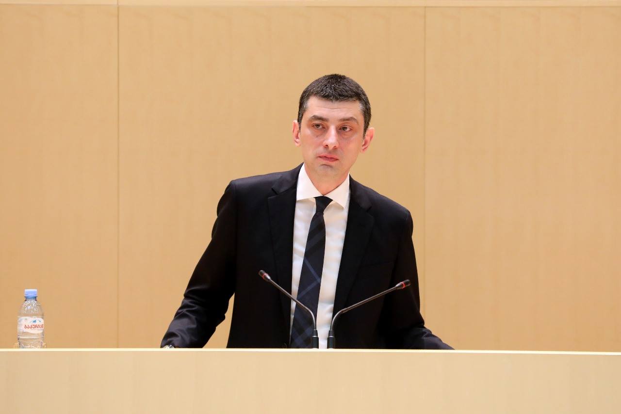 რატიანი გახარიას: ჩემზე მეტად ვინ უნდა იყოს დაინტერესებული ხორავას ქუჩის ტრაგედიის გახსნასთან დაკავშირებითო და მართალი გითხრათ, მე მჯერა რომ გულწრფელად ამბობთ