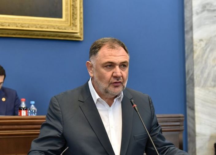 ბიძინა გეგიძემ იურიდიული კომიტეტის თავმჯდომარის მოვალეობის შესრულებლად მათიკაშვილის არჩევის წინააღმდეგ მისცა ხმა