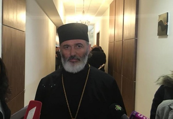 ჯვრის მონასტრის დაკეტვის მიზეზი მოუწესრიგებელი გარევაჭრობაა - დეკანოზი ანდრია ჯაღმაიძე