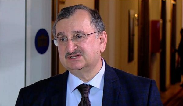 ისინი მიდიან კობახიძის ოპოზიციაში და არა ივანიშვილის - რომან გოცირიძე