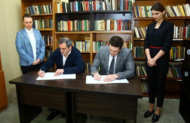 პენიტენციური დაწესებულებების ბიბლიოთეკების გამდიდრების მიზნით, სპეციალურ პენიტენციურ სამსახურსა და საკანონმდებლო მაცნეს შორის ურთიერთგაგების მემორანდუმი გაფორმდა
