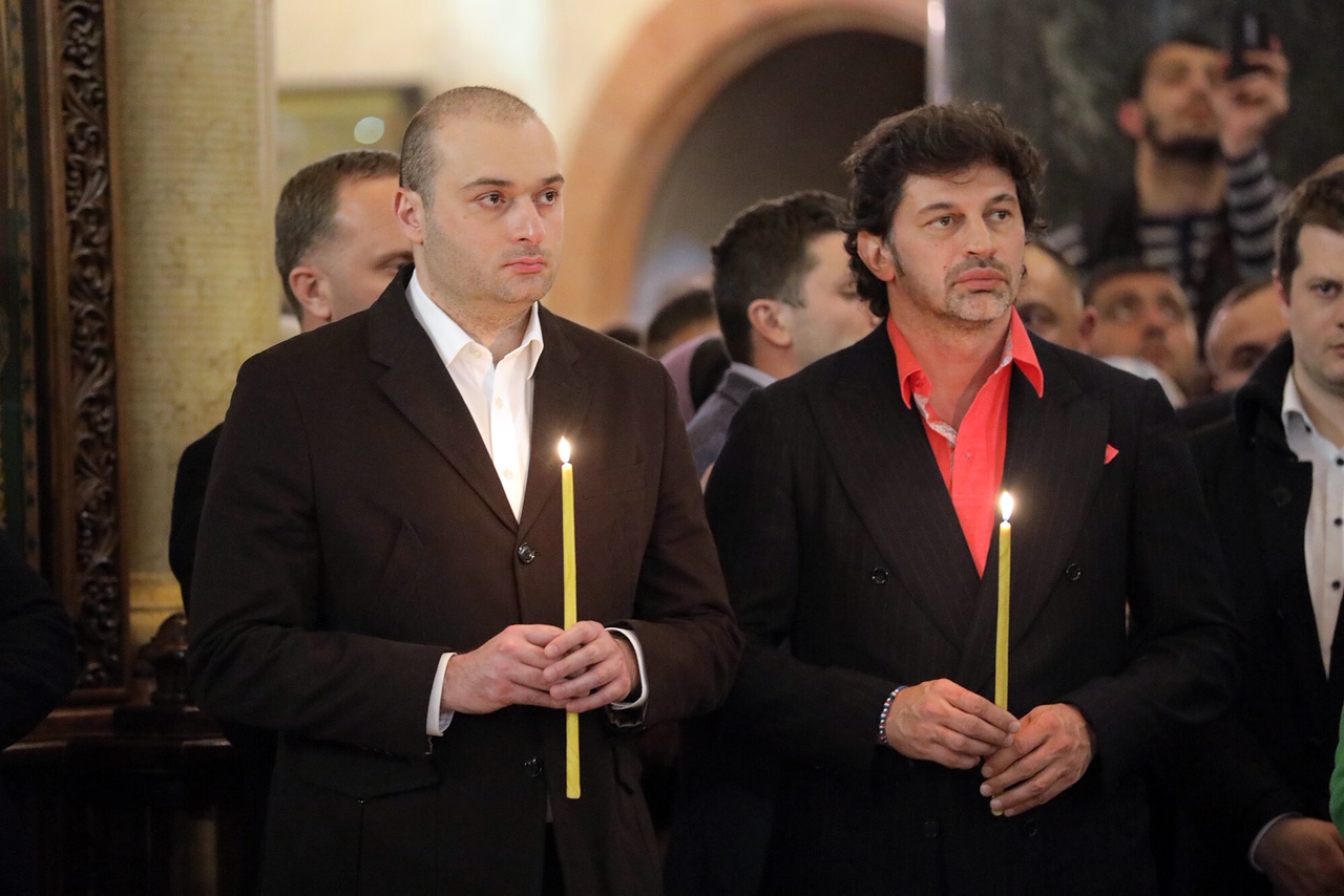 პატრიარქმა ეპისტოლეში ყურადღება გაამახვილა სამშობლოს სიყვარულზე, ურთიერთშენდობაზე, პატრიოტიზმზე - ყველაფერზე იმაზე, რაც ასე ძალინ სჭირდება ქართველ ერს - ბახტაძე