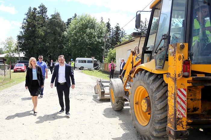ნათია თურნავა: რამდენიც საჭიროა, იმდენს გავაკეთებთ, ყველა ოჯახამდე მივიყვანთ გაზს