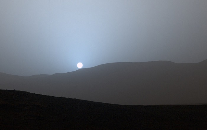 მარსზე მზის ამოსვლის და ჩასვლის კადრები მარსმავალმა InSight-მა გადაიღო