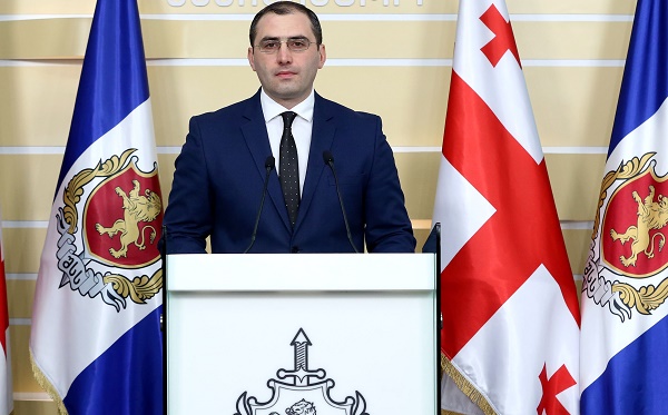 მოქალაქეს ავტომანქანაში 392 აბი „სუბუტექსი“ აღმოაჩნდა