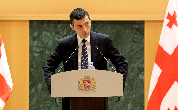 ჩვენი მოქალაქეები და ქალაქის სტუმრები თავისუფლად სეირნობენ ძველი თბილისის ქუჩებში - გიორგი გახარია