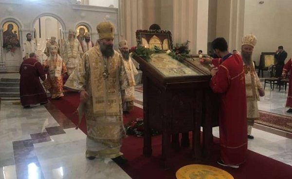 ილია მეორემ მახათას მთაზე ივერიის ყოვლადწმინდა ღვთისმშობლის ხატის სახელობის ტაძარი აკურთხა