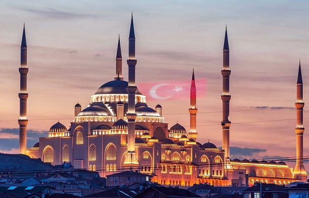 სტამბოლში გახსნეს თურქეთის ყველაზე დიდი მეჩეთი | ფოტო