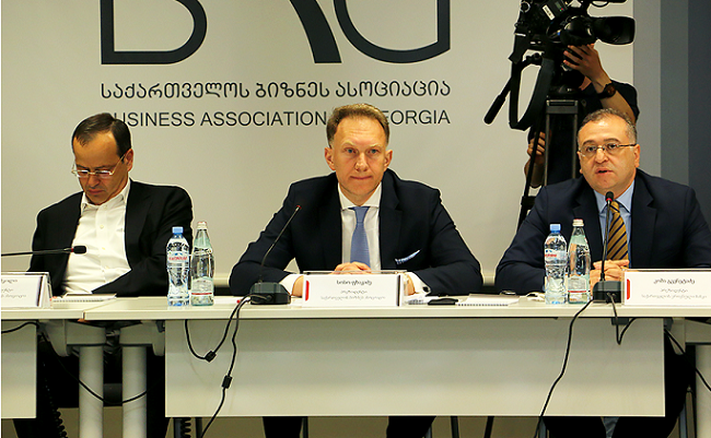 კობა გვენეტაძე საქართველოს ბიზნეს ასოციაციის წარმომადგენლებს შეხვდა