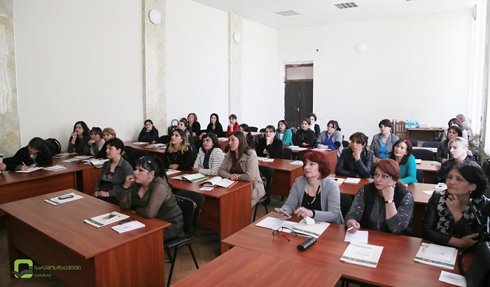 გარემოსდაცვითი ინფორმაციისა და განათლების ცენტრის თანამშრომლებმა სკოლამდელი აღზრდის დაწესებულებების აღმზრდელ-პედაგოგოები გადაამზადეს
