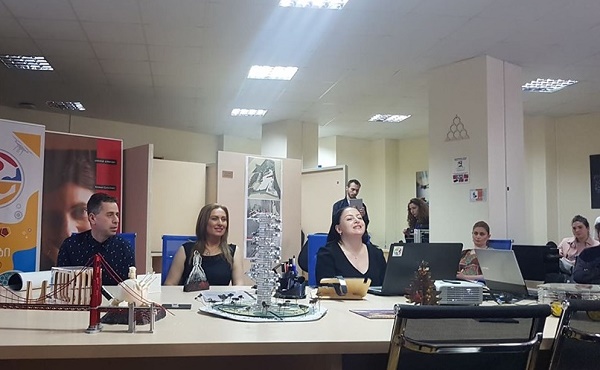 ტექნიკური უნივერსიტეტის ფაბლაბში ფიროსმანისადმი მიძღვნილი ციფრული პროდუქტები დამსწრეთა თვალწინ შეიქმნა
