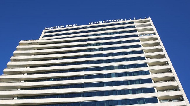 თბილისის მერია ტექნიკური ინსპექტირების თანამშრომლების დაკავებას ეხმიანება