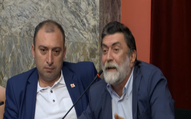 ნუ ჭყივიხართ, წიწინი არ გინდათ, პატარა გოგო ხარ, იოგებს გაუფრთხილდი - ქანთარია ბოკუჩავას