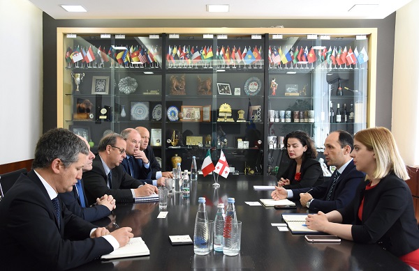 ლევან დავითაშვილი: თხილის წარმოება ქვეყანაში მზარდია, რადგან სექტორს განვითარების დიდი პოტენციალი აქვს