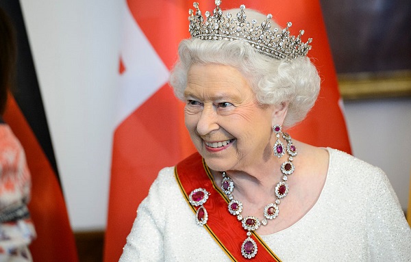 ბრიტანეთის დედოფალი აშშ-ის 12 პრეზიდენტს შეხვდა | ფოტო