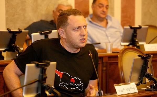 ლევან ჯაფარიძე: „18 წლის მარი გომურს და ყველას, ვინც აქციაზე დაზარალდა, მინდა პირადად ბოდიში მოვუხადო“