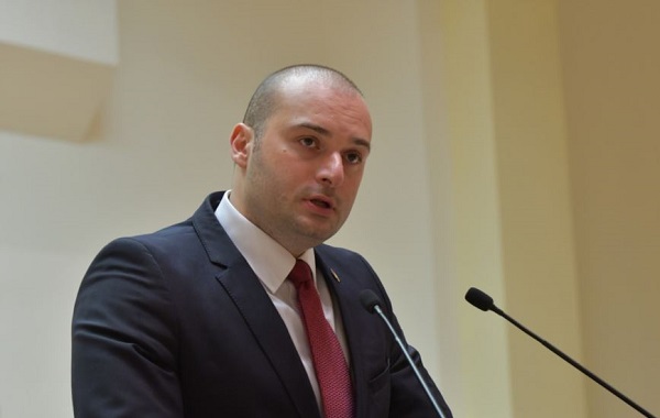 ბახტაძე ლარის გაუფასურებას ქვეყანაში ბოლო დროს განვითარებულ მოვლენებს უკავშირებს