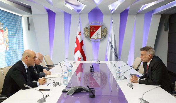 ფინანსთა მინისტრი ივანე მაჭავარიანი მსოფლიო ბანკის ახალ რეგიონულ დირექტორს შეხვდა