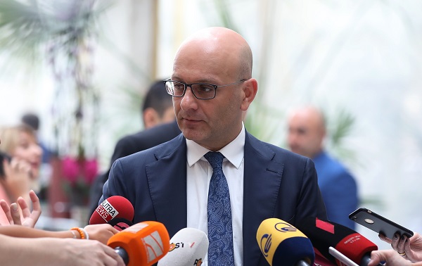შეგვიძლია დანამდვილებით ვთქვათ, რომ ლარი წამოვა ქვემოთ და ეს მოხდება უახლოეს დღეებში - ფინანსთა მინისტრი