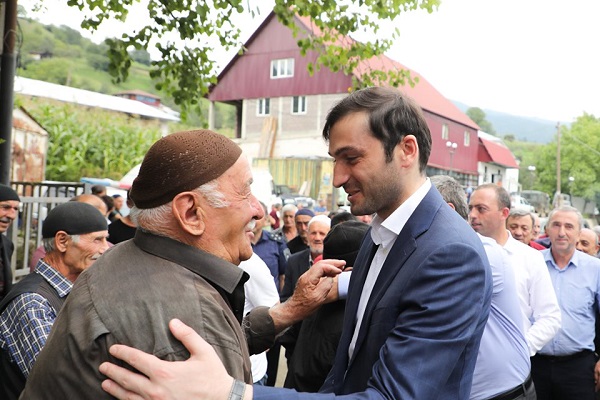 თორნიკე რიჟვაძე მაღალმთიანი აჭარის მოსახლეობასთან შეხვედრებს განაგრძობს