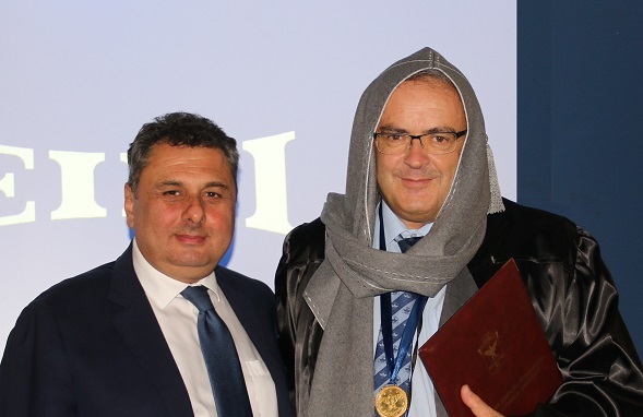 ტექნიკური უნივერსიტეტის საპატიო დოქტორის ხარისხი  CERN-ის მეცნიერს, ტიციანო კამპორეზის მიენიჭა