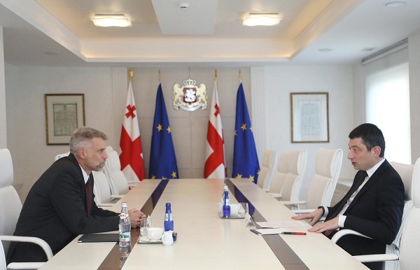 საქართველოს მთავრობისთვის პრიორიტეტულია ქვეყნის სატრანსპორტო და ლოგისტიკურ ჰაბად გარდაქმნა - გახარია მსოფლიო ბანკის დირექტორს
