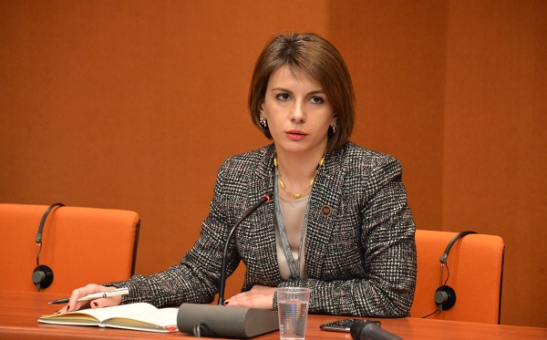 მიუღებელია ასეთი დანაშაულის მსხვეპლთან ქილიკით საუბარი - თამარ ჩუგოშვილი ეკა ბესელიას სოლიდარობას უცხადებს