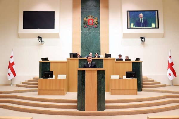 შეცდომა ის იყო, რომ უფრო მეტად უნდა გვემუშავა მოსახლეობასთან - როცა დაიძაბა, შემდეგ უკვე მეც ამას გავაკეთებდი და შევიყვანდი სპეცდანიშნულების დანაყოფს - ვახტანგ გომელაური