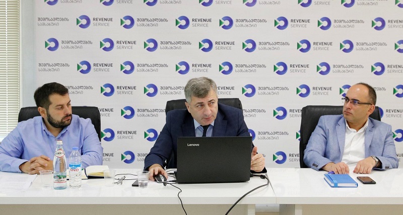შემოსავლების სამსახურში ბიზნესასოციაციების წარმომადგენლებისთვის დღგ-ის რეფორმის პრეზენტაცია გაიმართა