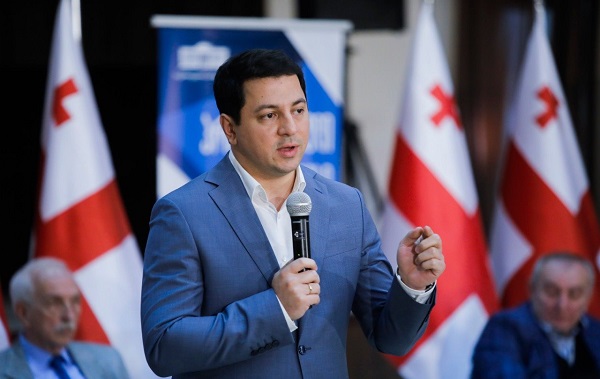 ვგმობ ჩვენი თანაგუნდელის მიმართ აგრესიას და ფიზიკურ თავდასხმას - მომხდარს სათანადო შეფასებები ექნება - არჩილ თალაკვაძე