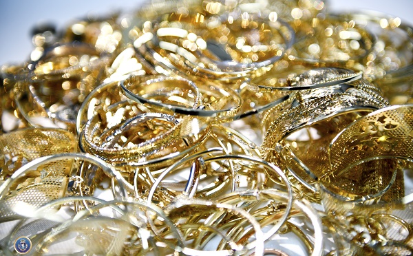 მოქალაქეს „სარფის“ საზღვარზე 1 113 გრამი არადეკლარირებული ოქროს ნაკეთობები აღმოუჩინეს