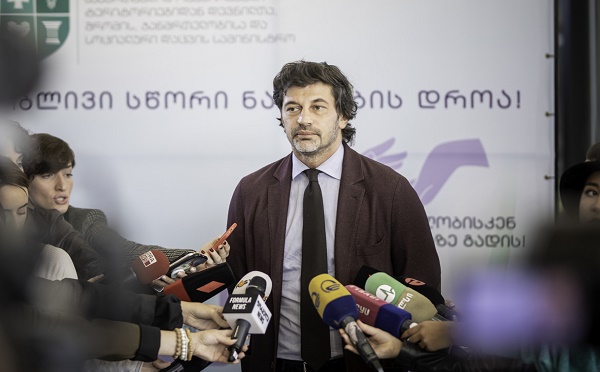 კახა კალაძე ჯანდაცვის მინისტრის პრეზენტაციას დაესწრო
