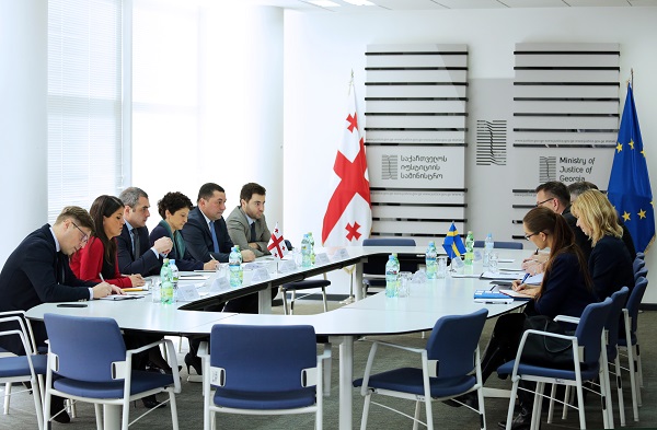 თეა წულუკიანი შვედეთის იუსტიციისა და მიგრაციის მინისტრის მოადგილეს, სახელმწიფო მდივან ლარს ვესტბრატს, შეხვდა