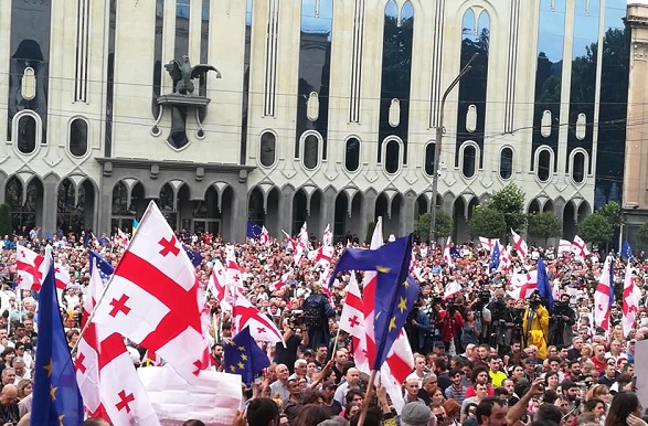 მედია მედიის დასაცავად -  ჟურნალისტების აქცია გახშირებული თავდასხმების გასაპროტესტებლად
