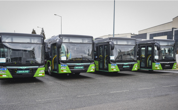 ახალი წლის ღამეს საზოგადოებრივი ტრანსპორტი მგზავრებს უფასოდ მოემსახურება