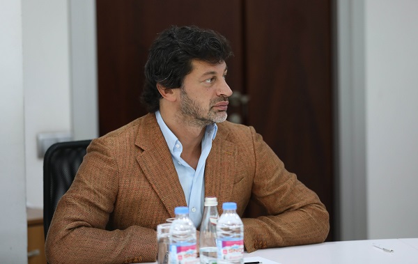 როცა ბავშვი იღუპება, ამაში დამნაშავე მთლიანად საზოგადოება ვართ - კახა კალაძე