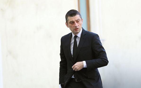 გიორგი გახარია ყველას, ვინც ქრისტეშობას 25 დეკემბერს აღნიშნავს, დღესასწაულს ულოცავს