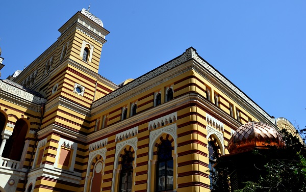 მიმდინარეობს შენობის კონსტრუქციის გაძლიერების სამუშაოები - თბილისის ოპერისა და ბალეტის სახელმწიფო თეატრი