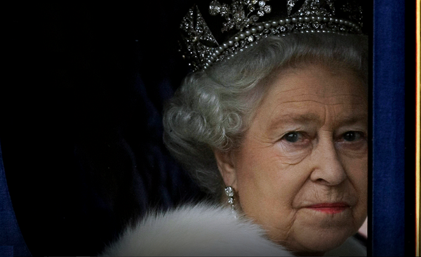 დედოფალი ელისაბედ II პრინც ჰარის გადაწყვეტილებით, იმედგაცრუებულია