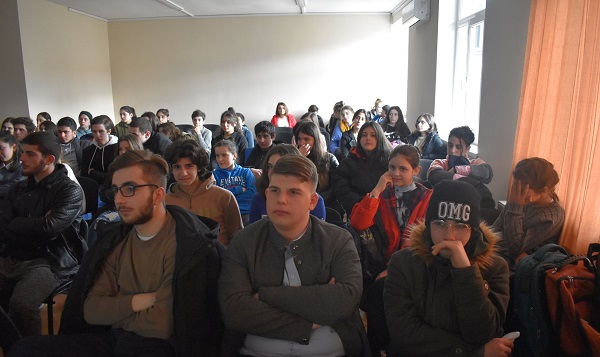 ლაგოდეხელმა ახალგაზრდებმა გარემოს დაცვის საკითხზე ღონისძიება გამართეს