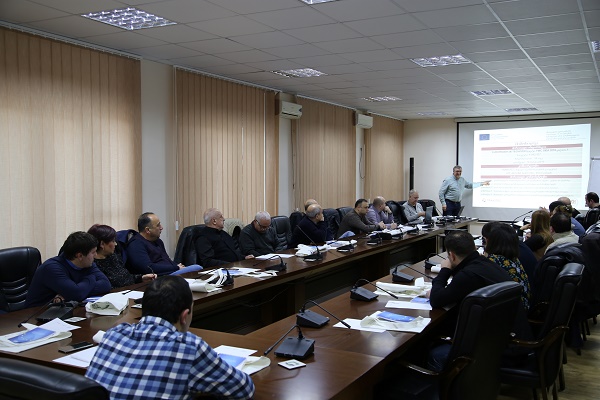 აქროლადი ორგანული ნაერთების გაფრქვევების შემცირების უზრუნველსაყოფად ინსპექტორებს ტრენინგი ჩაუტარდათ