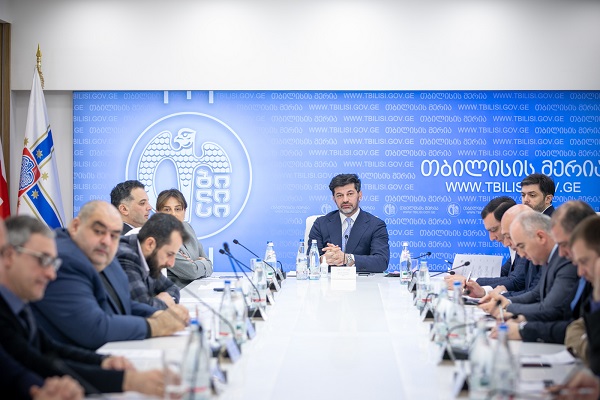 ქალაქში არსებულ რეალობას სწორი პროექტების განხორციელებით შევცვლით - კახა კალაძე