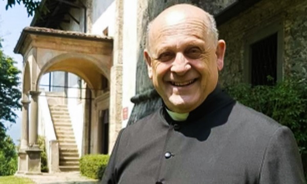 კორონავირუსით ინიფიცრებული იტალიელი მღვდელი, რომელმაც სასუნთქი აპარატი ახალგაზრდა პაციენტს დაუთმო, გარდაიცვალა