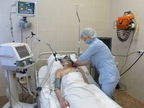 რესპუბლიკურ საავადმყოფოს ხელოვნური სუნთქვის 30 აპარატი გადაეცა