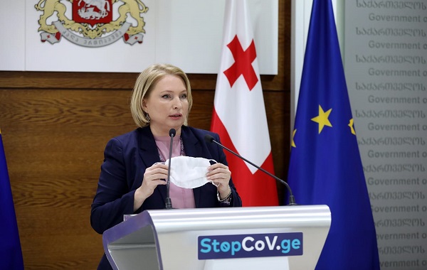 გემოვნებაზე არ დავობენ, ეს არის მოხდენილი პროდუქცია - ნათია თურნავა საქართველოში წარმოებულ პირბადეებზე