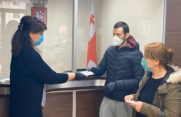 ავსტრიაში, სლოვენიასა და უკრაინაში მყოფ საქართველოს მოქალაქეებს სასურსათო ქსელ „სპარის“ ვაუჩერები გადაეცათ
